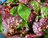 Hình bước làm 3 của món 🌱 Lá Tía Tô Ngâm Chua Ngọt (Vegan)