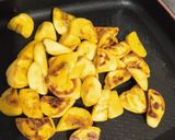 Foto langkah ke 2 dari resep Roti Bakar Pisang Keju.