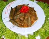 A picture of step 6 of Bhindi 2 pyaza.