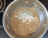 A picture of step 7 of Panjiri (Bhog prasadam).