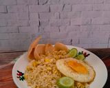 Foto langkah ke 4 dari resep Nasi Goreng Margarin.