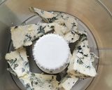 Une image de l'étape 1 de 🍹Mousse de Roquefort !!🍸.