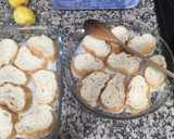 Foto del paso 1 de la receta: Las torrijas de leche de mi suegra