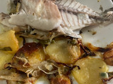 Dorada al horno con patata panadera