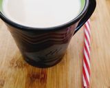 A picture of step 4 of French coffee with coffee mate(coffee creamer).