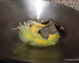 Foto langkah ke 1 dari resep Sop Ikan Tenggiri.
