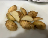 Foto del paso 3 de la receta: Rape con verduras a la provenzal y patatas a las finas hierbas