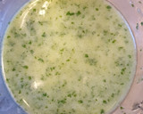Foto del paso 2 de la receta: Mojo verde con aguacate