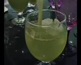 A picture of step 4 of Green mint Margarita.