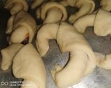 Foto del paso 4 de la receta: Medialunas de manteca