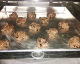 Foto langkah ke 5 dari resep Soft Cookies Choco Chip Sederhana Enak.