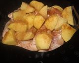 Foto del paso 4 de la receta: Alitas de pollo con patatas en freidora de aire
