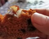 A picture of step 7 of Pomegranate Raisin Cake.