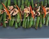 A picture of step 5 of Green Beans in Oyster sauce.