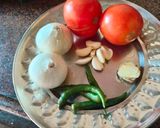 मटार मशरूम ग्रेव्ही (Matar Mushroom Gravy Recipe In Marathi) रेसिपी स्टेप 2 फोटो