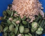 Foto langkah ke 1 dari resep Tumis kacang rebon.