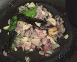 Foto langkah ke 2 dari resep Cumi Hitam Pedas.