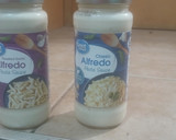 A picture of step 2 of Broccoli alfredo with garlic bread.