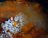 Foto del paso 3 de la receta: Guiso de legumbres y maíz blanco inspirado en el locro precolombino 🫕🥘🌽🫘ideal para congelar