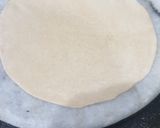 A picture of step 2 of Roti.
