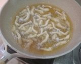 Foto langkah ke 2 dari resep Jamur Shimeji Goreng Cabe Garam.