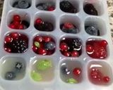 Une image de l'étape 3 de Les Glaçons fêtent les 🍎fruits 🍉🍇🍒🍓🍋.