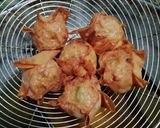 Foto langkah ke 5 dari resep Dimsum Goreng Kulit Pangsit.