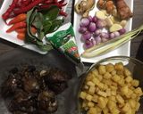 Foto langkah ke 2 dari resep Kentang Sambal Goreng Ati.