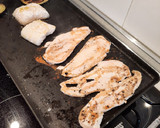 Foto del paso 2 de la receta: Verdura, merluza y pechuga a la plancha