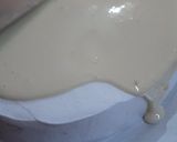 A picture of step 5 of Heart shape Marble cake Green & white.
