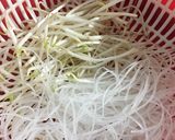 Hình bước làm 1 của món Bún tàu xào