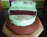 A picture of step 5 of Vickys Jungle Cake Decoration Idea.