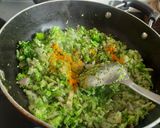 A picture of step 2 of Broccoli paratha.