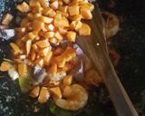 Foto langkah ke 3 dari resep Sambal Goreng Udang & Hati Ayam.