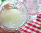 A picture of step 4 of Basil Seed Lemon Winter Melon Drink.