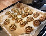 Une image de l'étape 8 de Roulés feuilletés jambon blanc, pesto et pavot bleu.