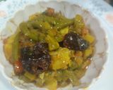 A picture of step 4 of Aloo capsicum.
