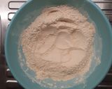 Foto del paso 1 de la receta: Pancitos viena de cúrcuma y extracto de malta