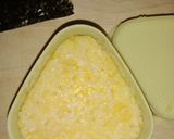 รูปขั้นตอนการทำที่ 3 ของ ข้าวปั้นสีทอง (Golden Rice Ball)