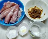 Foto langkah ke 1 dari resep Cumi goreng asem.