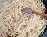 Foto del paso 7 de la receta: Spaghetti picantes con aceitunas