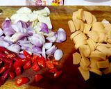 Foto langkah ke 1 dari resep Tumis Buncis Wortel Kol Sosis.
