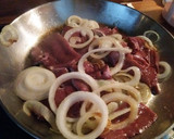 Foto del paso 1 de la receta: Hígado a la veneciana