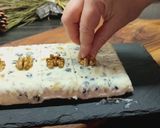 Foto del paso 7 de la receta: Turrón de queso camembert con arándanos y nueces