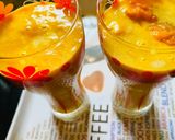 A picture of step 2 of Mango milkshake.