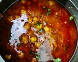 A picture of step 5 of Shahi Chhole Bhature prepared with garam masala.