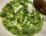 Foto langkah ke 3 dari resep Tumis Putih Telur Kukus Teri Cabe Ijo.
