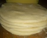 A picture of step 4 of Mini samosas.