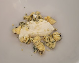Foto del paso 1 de la receta: Empanadillas de espinacas, requesón y stilton en la freidora de aire