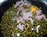 Foto del paso 3 de la receta: Huevos fusionados en un salteado de guisantes🍃